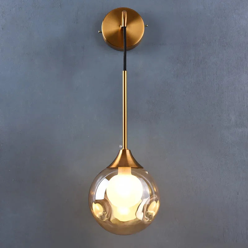 Lámpara de pared moderna LED con esfera de cristal para dormitorio y salón